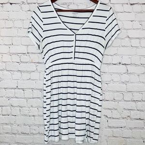 Motherhood Maternity White + Navy Stripe Top Med